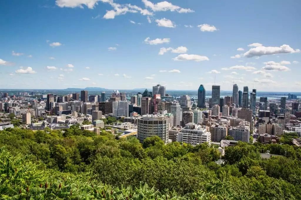 What are the most visited markets in Montreal?